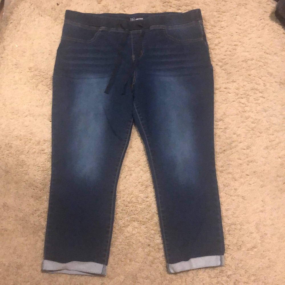 No boundaries capris